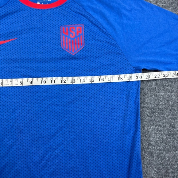 NIKE Men The Nike Tee Dri-Fit Athletic Cut Team USA Short Sleeve Blue/Red Large - Picture 6 of 6